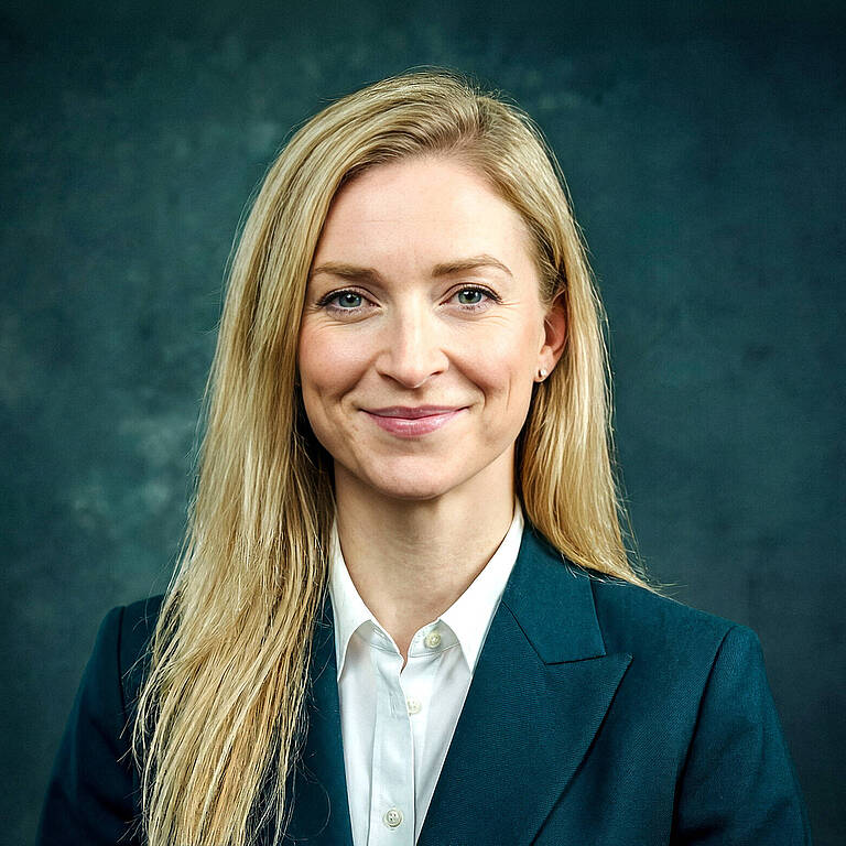 Alina Bluhm